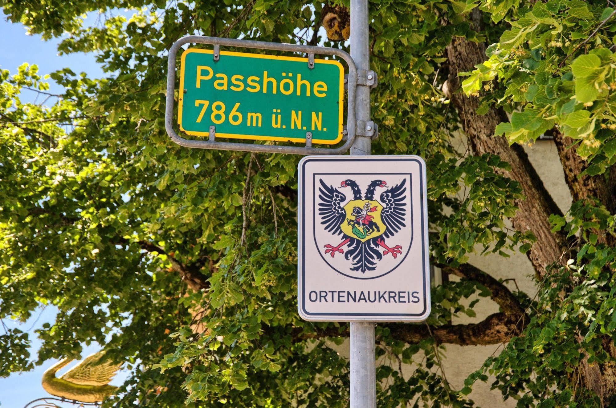 הורנברג Landgasthof Zum Schwanen מראה חיצוני תמונה